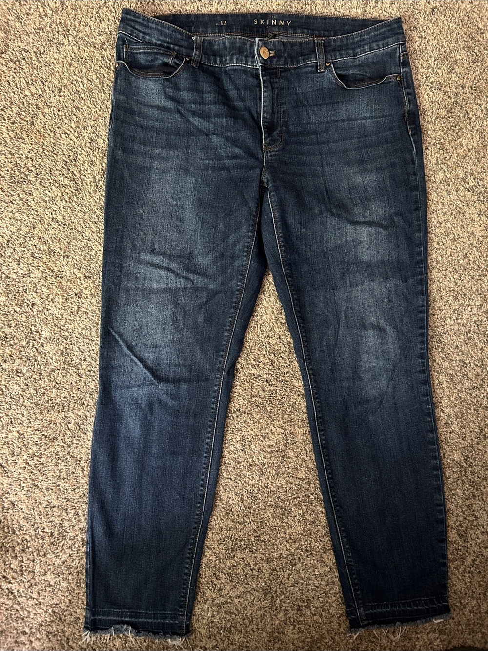White House Black Market Women's Skinny Jeans in Dark Blue, Size 12